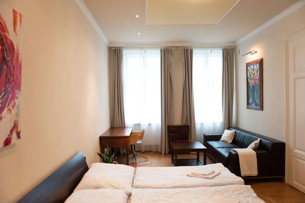 Velky Apartman Bratysława Zewnętrze zdjęcie