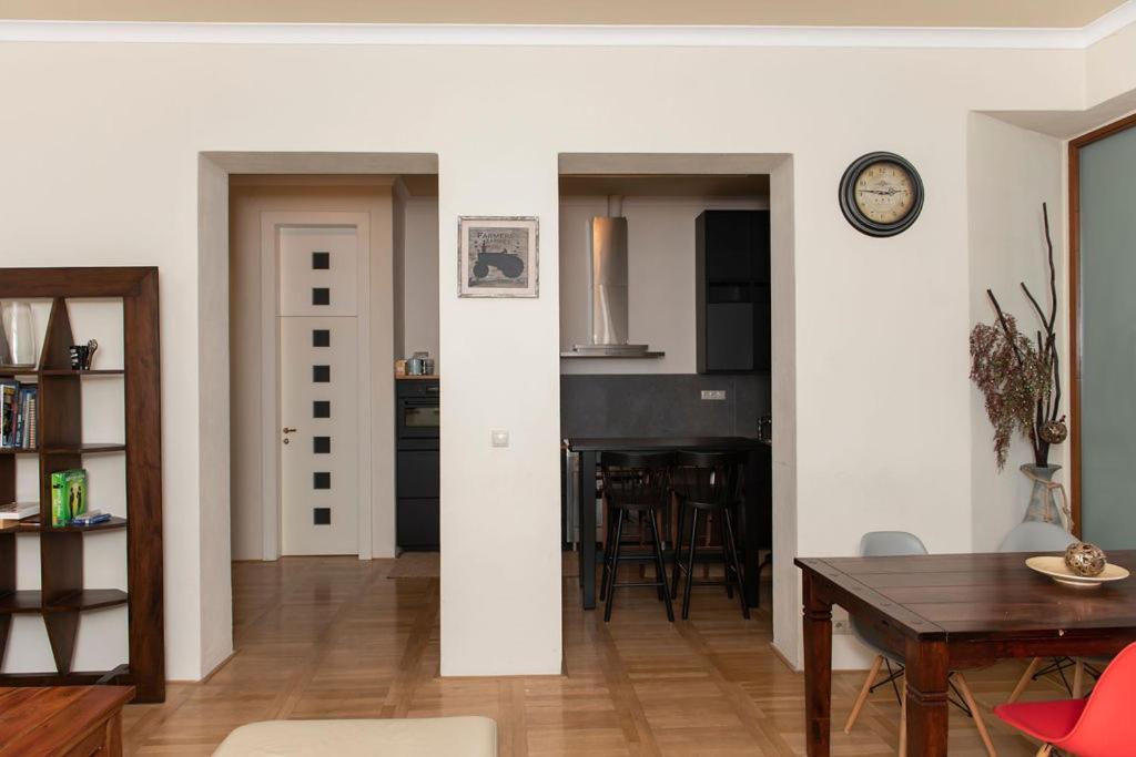 Velky Apartman Bratysława Zewnętrze zdjęcie
