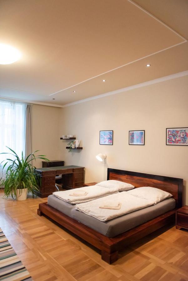 Velky Apartman Bratysława Zewnętrze zdjęcie